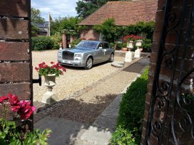 Rolls-Royce Phantom, available to hire from Superwed Cars