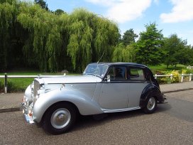 1950 Bentley Mark V1, available to hire from Superwed Cars